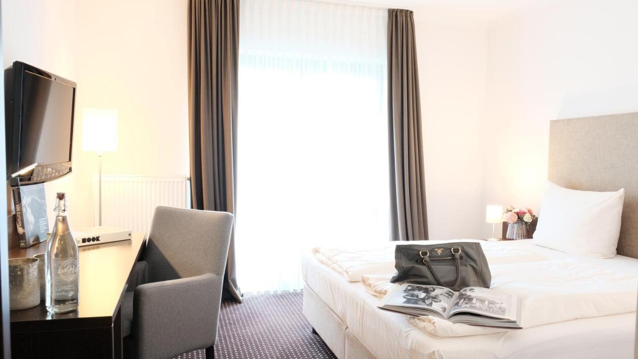 Hotel Zur Post Wiehl Exterior photo